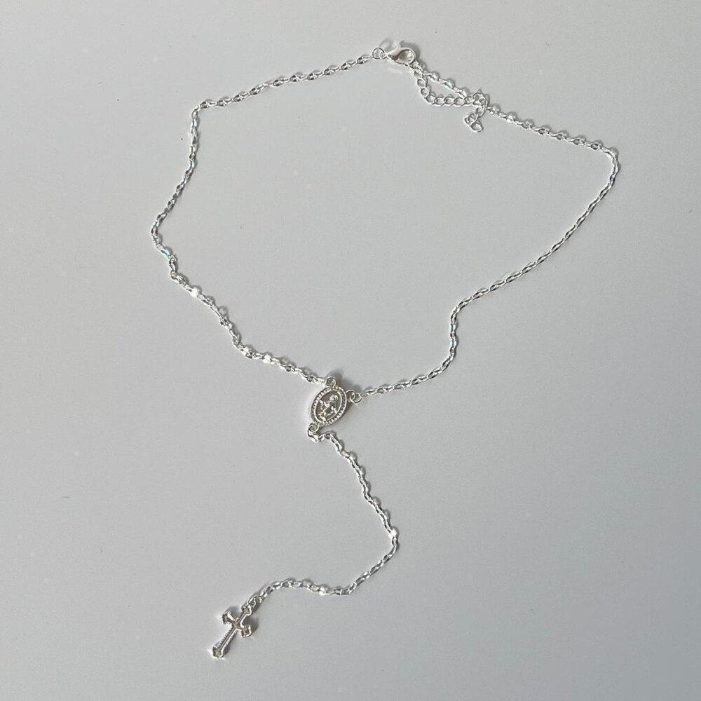 y2k 2000s silver rosary bead style Jesus piece necklace